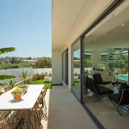 Villa Luxury Glass - 200 Meters From The N