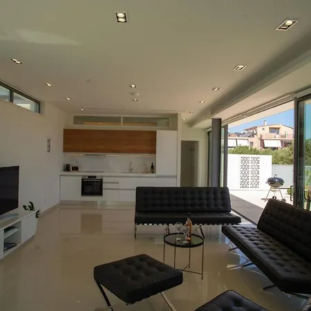 Luxury Glass - 200 Meters From The N Villa *