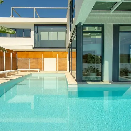 Luxury Glass - 200 Meters From The N Villa *