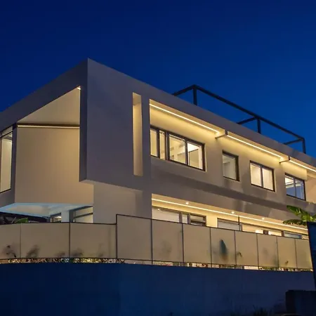 Luxury Glass - 200 Meters From The N Villa