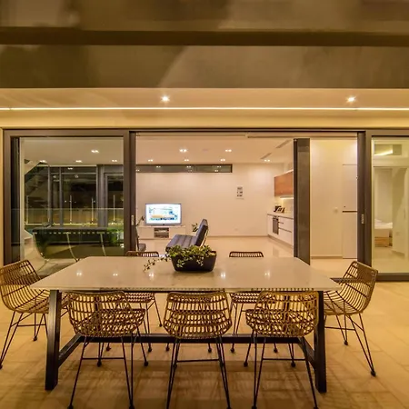 Villa Luxury Glass - 200 Meters From The N *