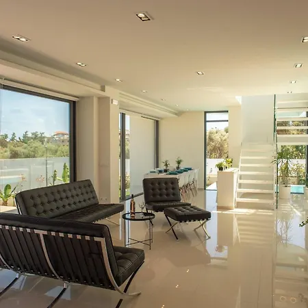 Luxury Glass - 200 Meters From The N Daratsos