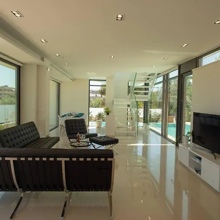 Villa Luxury Glass - 200 Meters From The N